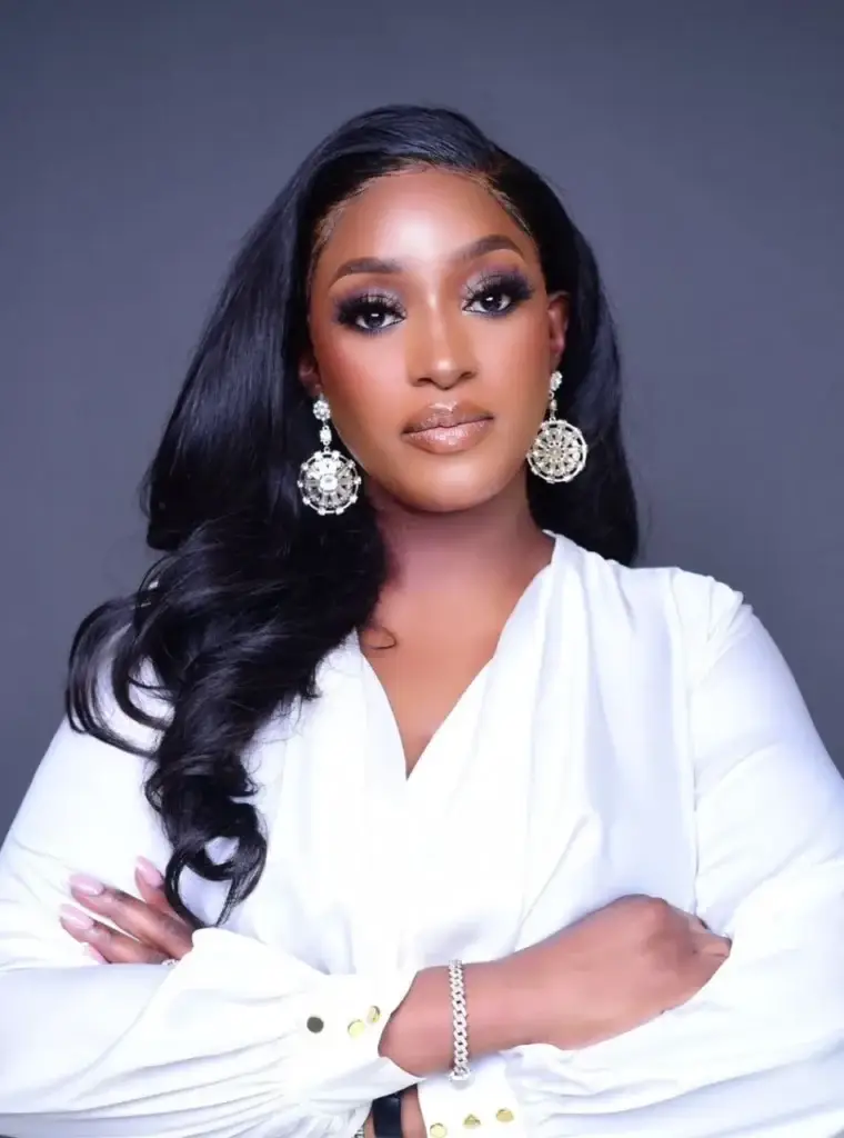 6613d1cef8d163000f4c91e7 optimized 950 c950x1280 0x0